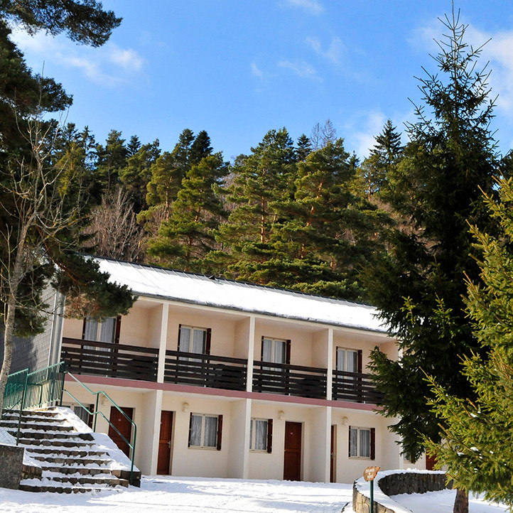 location vacances murol residence hiver